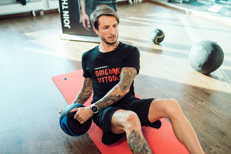 Мяч тренировочный (медицинбол) с хватами, 6 кг