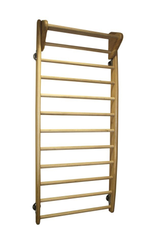 Шведская стенка из дуба с деревянным турником